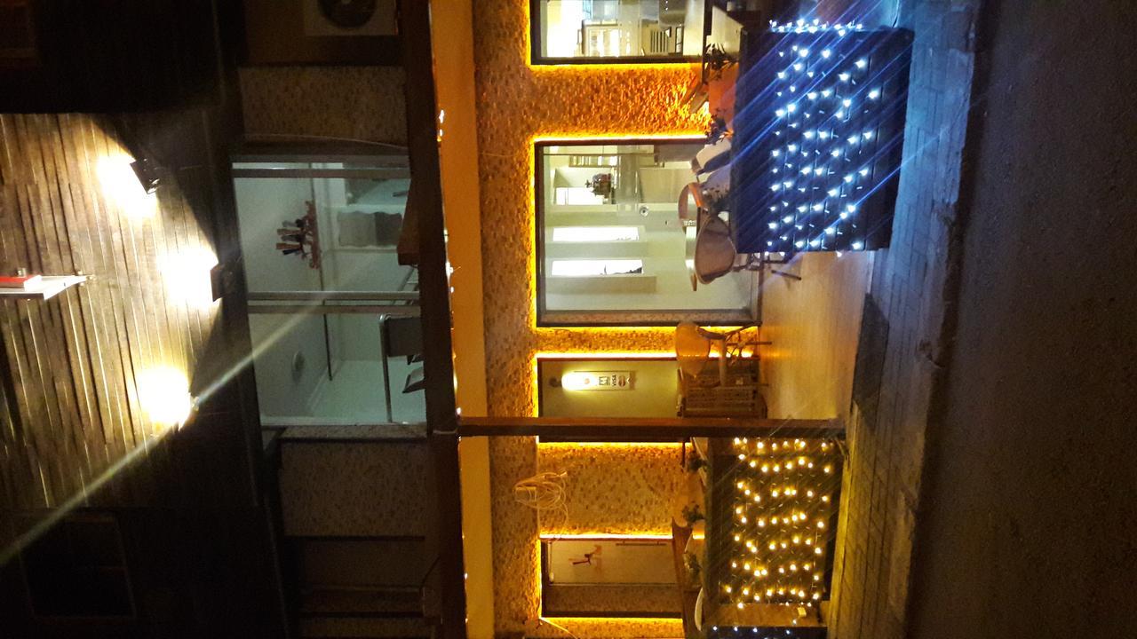 Simal Butik Hotel Измир Екстериор снимка